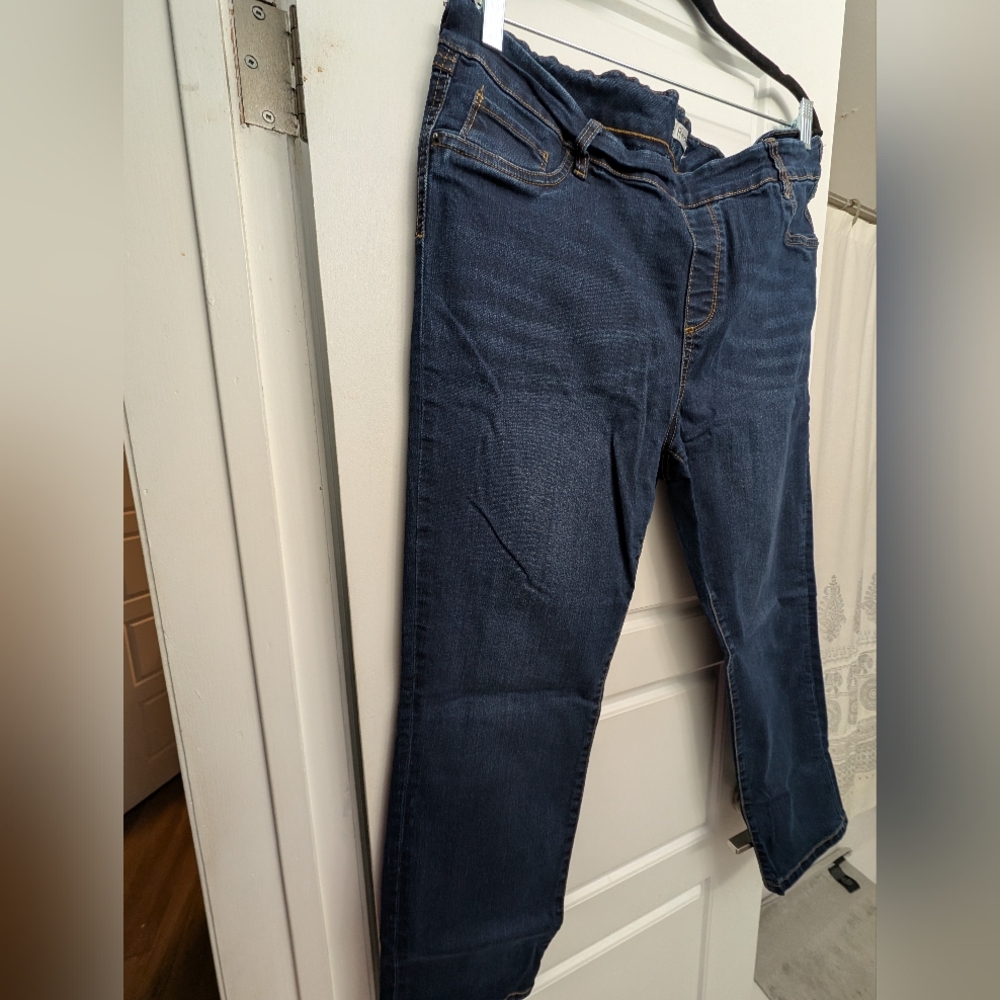 🔵 Ricki's revolution jeans